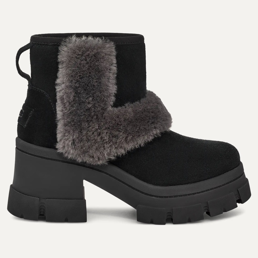 Ugg SUNBURST BLACK Lug Sole Shearling Boots in Black size 10